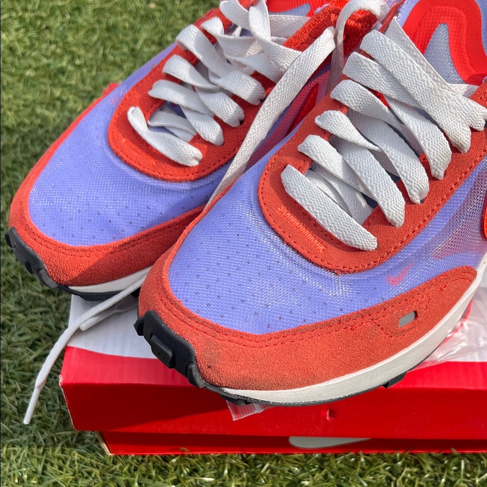Nike Orange & Lavender Low-Top Sneakers with White Accents - Picture 9 of 9